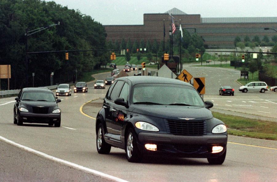  Chrysler PT Cruiser 2001 года  (фото 20 из 141)